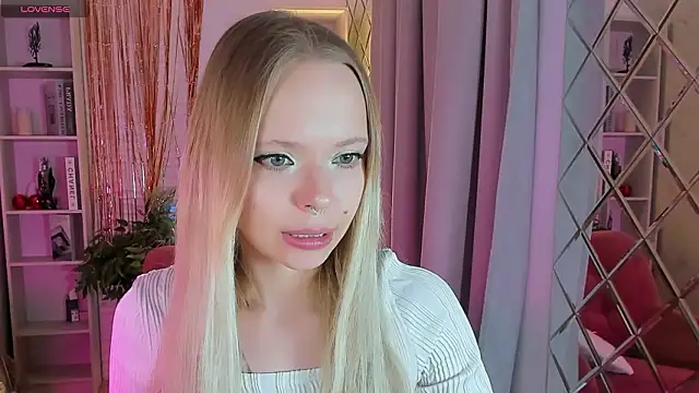 lucy loy online show from January 16, 2:10 pm