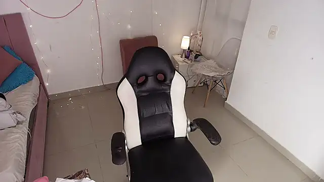 Luna lexy04 online show from July 1, 3:18 am