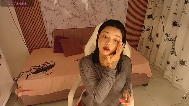 Luna lexy04 online show from May 13, 3:46 am