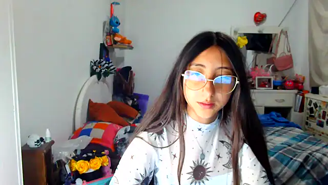 Snapshot of Nanylux chatting on November 21, 4:06 pm Nanylux online show from November 21, 4:06 pm