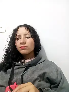 pettymoon1 online show from January 13, 8:57 pm