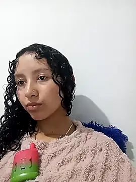 pettymoon1 online show from January 18, 9:51 pm