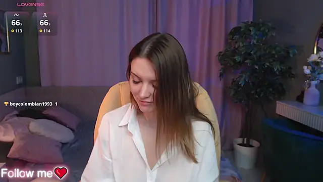 Ursula Andres online show from March 23, 1:06 am