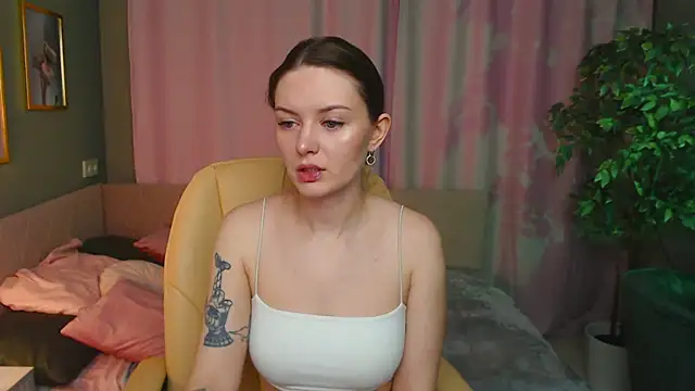 Ursula Andres online show from March 24, 1:05 am