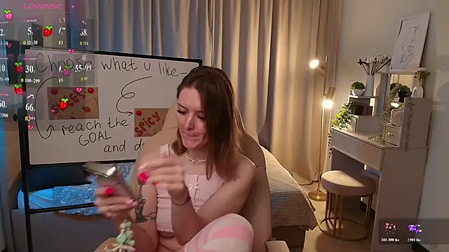 Ursula Andres online show from June 19, 1:22 am