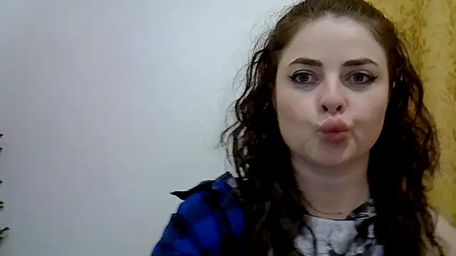 Snapshot of Darkroseq chatting on November 29, 7:36 pm Darkroseq online show from November 29, 7:36 pm