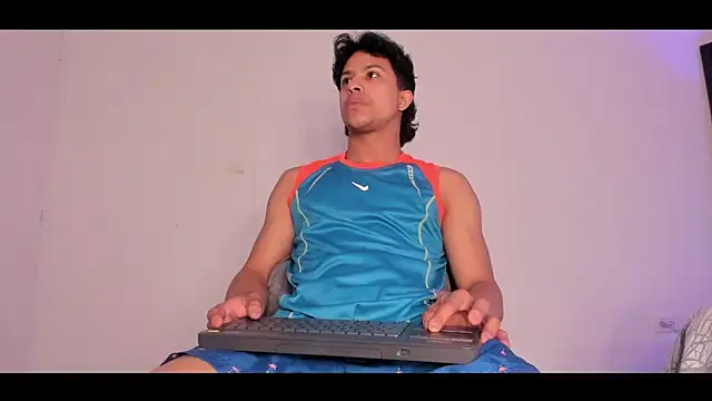 homerothompson online show from November 20, 9:25 pm