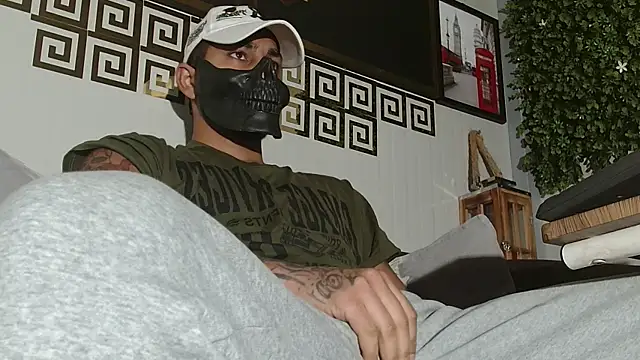 Nigel BoydXX online show from December 5, 8:46 am