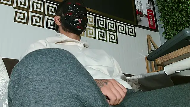 Nigel BoydXX online show from November 27, 9:32 am