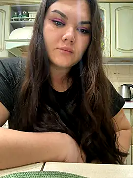 Snapshot of Maru992699 chatting on November 25, 9:26 pm Maru992699 online show from November 25, 9:26 pm