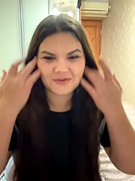 Snapshot of Maru992699 chatting on November 30, 9:26 pm Maru992699 online show from November 30, 9:26 pm