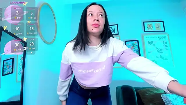 Annie Petters online show from November 25, 12:38 pm