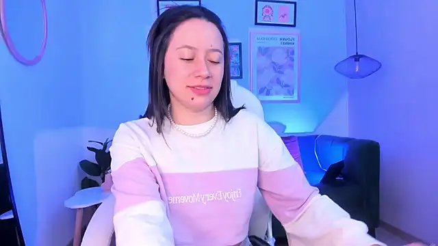 Annie Petters online show from December 1, 12:06 pm