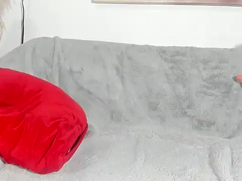 ebony cristal 1 online show from December 4, 5:39 am