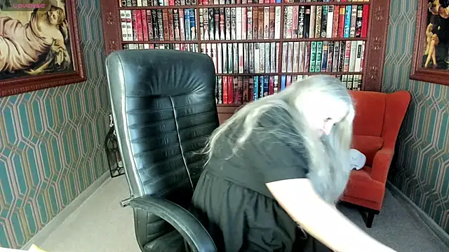 mariabelladonna online show from April 11, 12:29 am