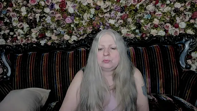 mariabelladonna online show from May 30, 12:33 pm