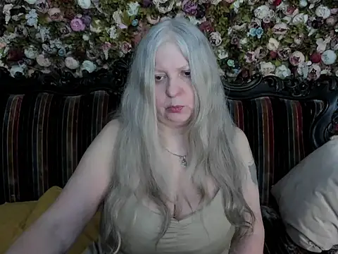 mariabelladonna online show from May 9, 5:55 am