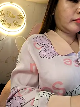 dis princess online show from February 18, 6:33 am