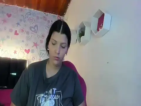 ISA RIVAS online show from November 26, 12:05 pm