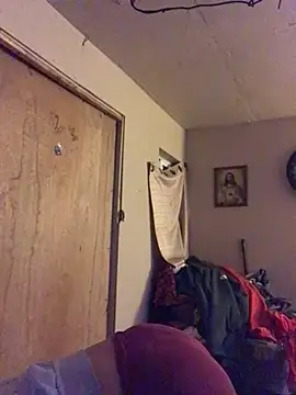 AndreaSFanSTo online show from February 5, 10:11 am