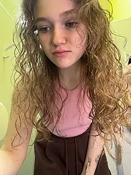 RussianWoman online show from April 22, 3:13 am