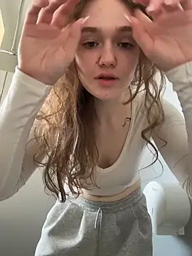 RussianWoman online show from May 18, 3:28 am