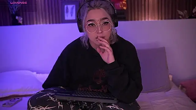 GabyRose9 online show from February 5, 8:37 pm