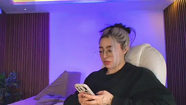 GabyRose9 online show from February 25, 7:25 pm