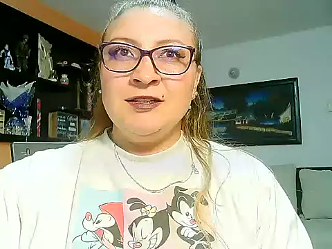 LexieNatty online show from November 19, 7:36 pm