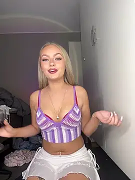 Snapshot of linafuntime chatting on November 27, 8:20 pm linafuntime online show from November 27, 8:20 pm