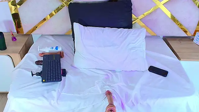 Baby Scarleth  online show from May 31, 5:46 am