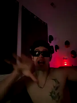 Rjlopezz online show from December 3, 3:18 am