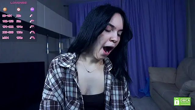 LorrieWilcinski online show from November 28, 6:02 am