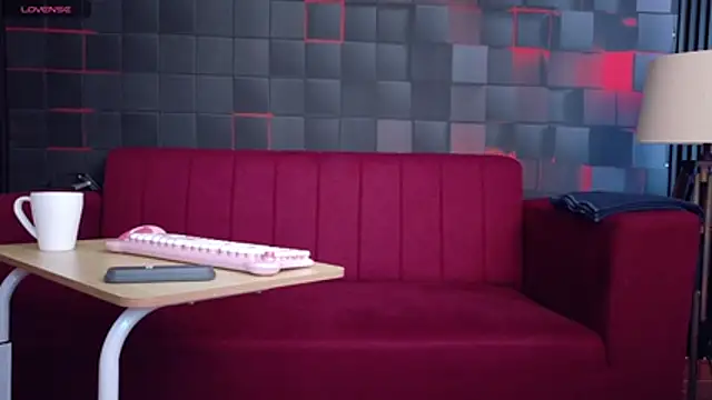 Snapshot of GracieCollins chatting on December 1, 1:23 pm GracieCollins online show from December 1, 1:23 pm