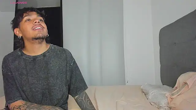 tessa  evans online show from April 8, 12:34 am