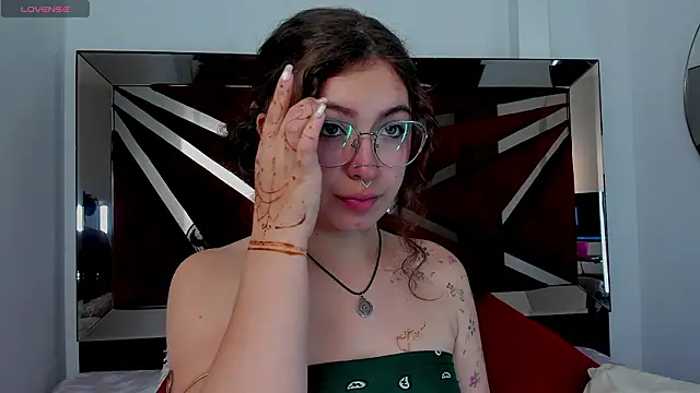 MarieTaylor  online show from February 9, 6:06 pm