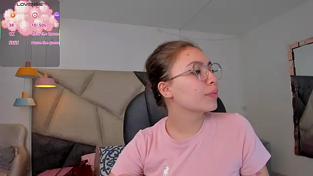 MarieTaylor  online show from February 26, 6:19 pm