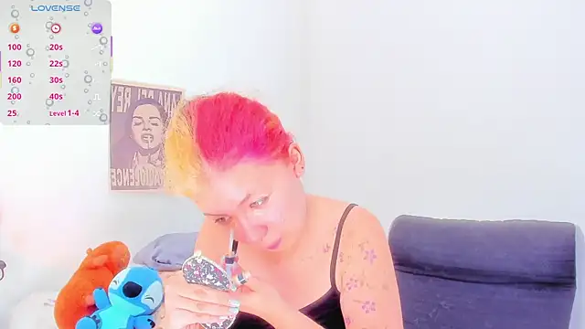 Snapshot of MarieTaylor_ chatting on May 23, 7:02 pm MarieTaylor online show from May 23, 7:02 pm