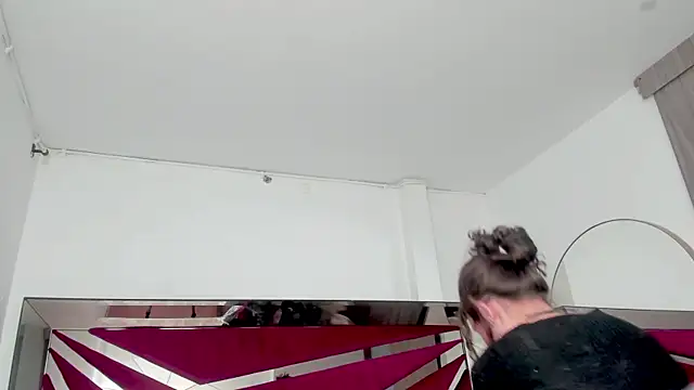 MarieTaylor  online show from April 10, 12:06 am