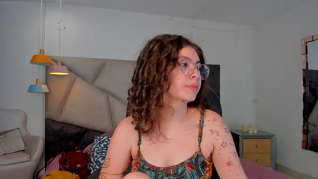 MarieTaylor  online show from March 2, 6:04 pm