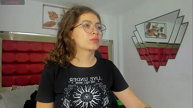 MarieTaylor  online show from February 8, 6:27 pm