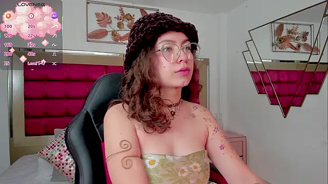 MarieTaylor  online show from March 6, 12:16 am