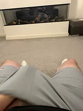 Snapshot of -bfc1882- chatting on February 23, 1:40 am -bfc1882- online show from February 23, 1:40 am