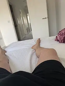 -bfc1882- online show from March 5, 11:07 am