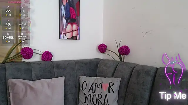 mei kora online show from December 5, 12:04 pm