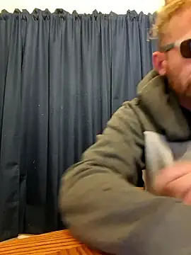 SeductiveIce69 online show from January 18, 11:35 am