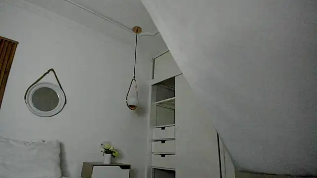 Alaska deluxe online show from March 5, 11:43 pm