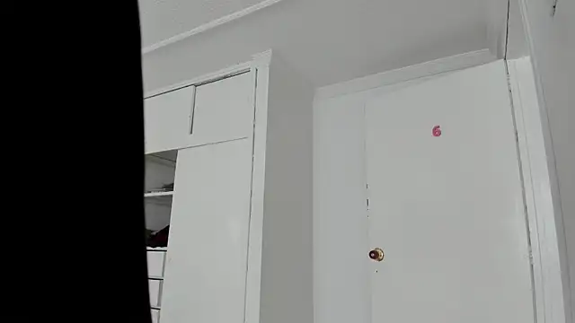 Alaska deluxe online show from March 12, 9:41 pm