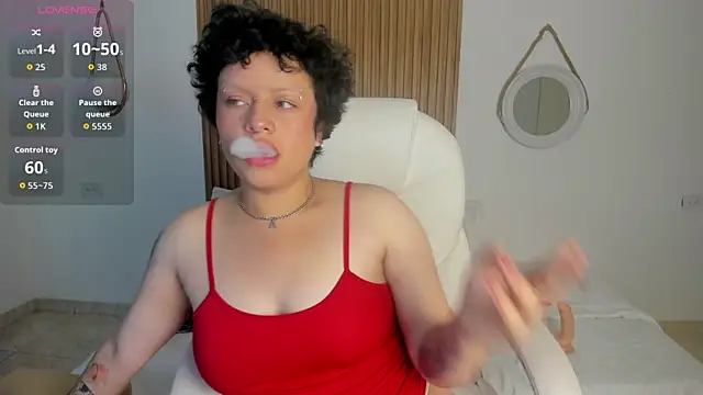 Alaska deluxe online show from May 3, 2:27 am