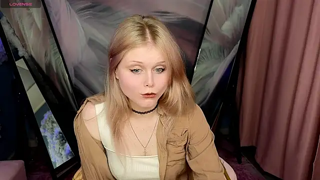 Snapshot of AnoraAmore chatting on November 26, 6:46 am AnoraAmore online show from November 26, 6:46 am